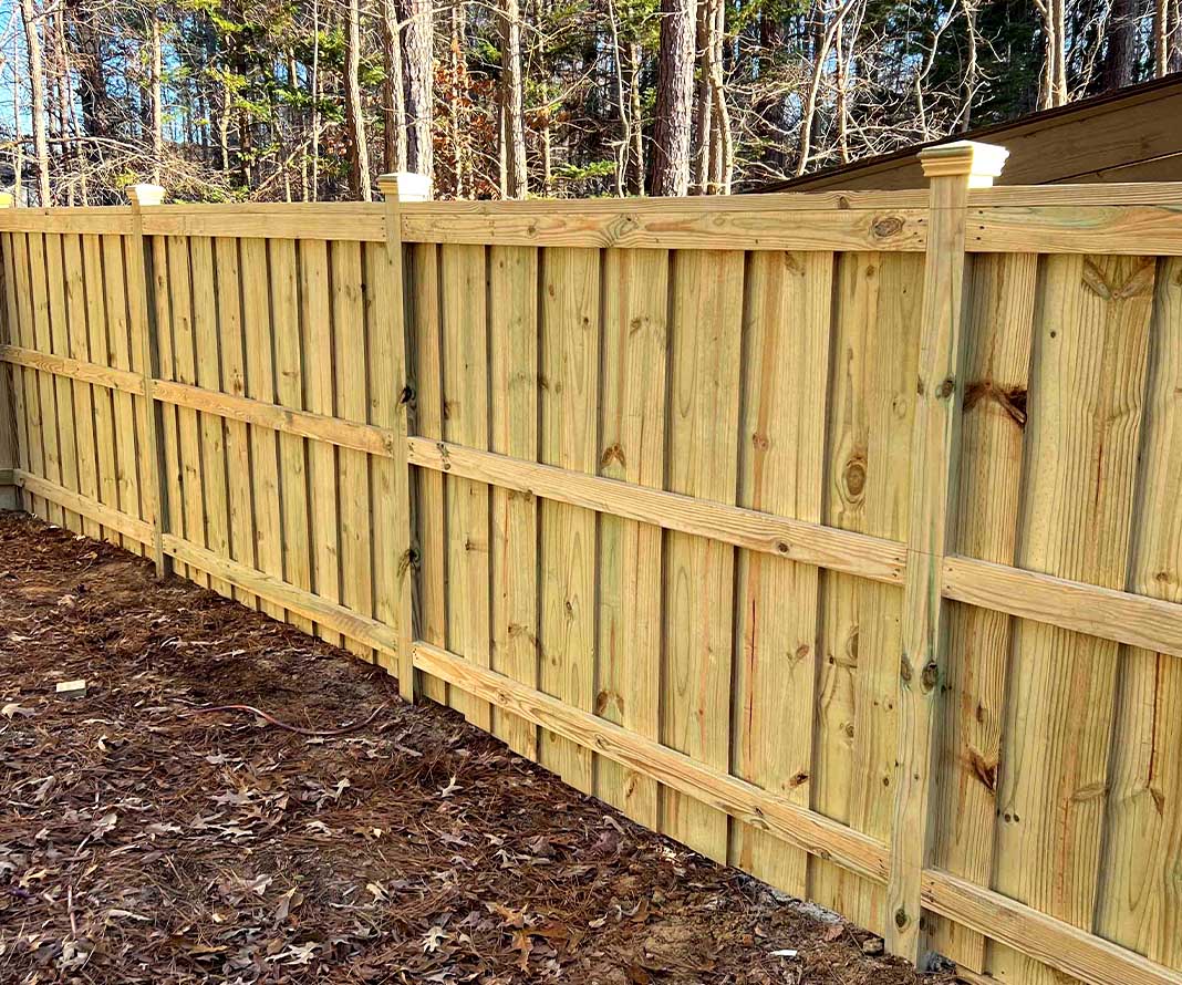 Wood fence contractor in the Youngsville North Carolina area.