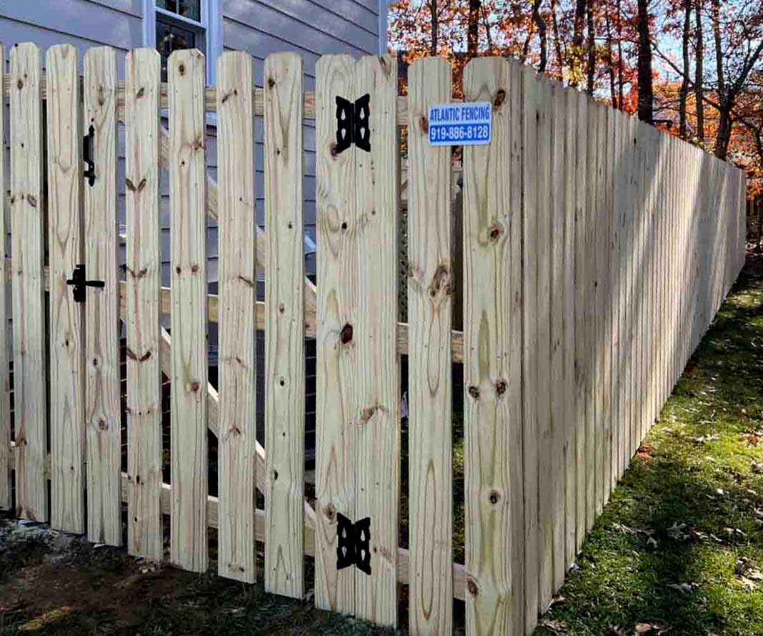Wood fence contractor in the Youngsville North Carolina area.