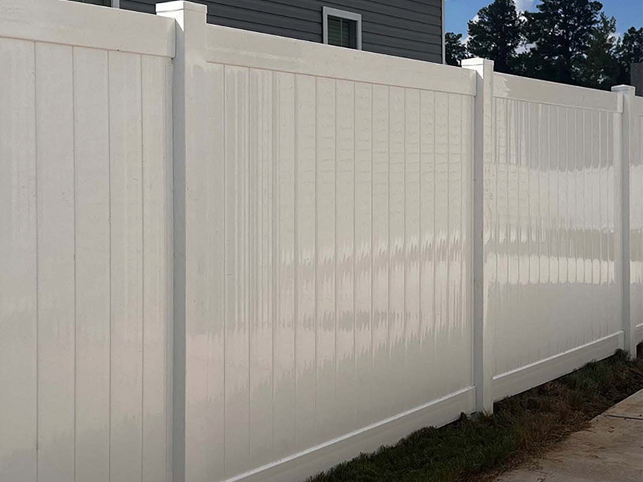 Apex North Carolina vinyl privacy fencing